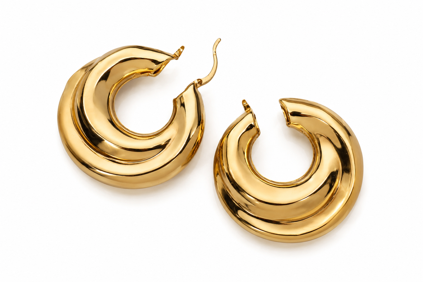 chunky gold hoops