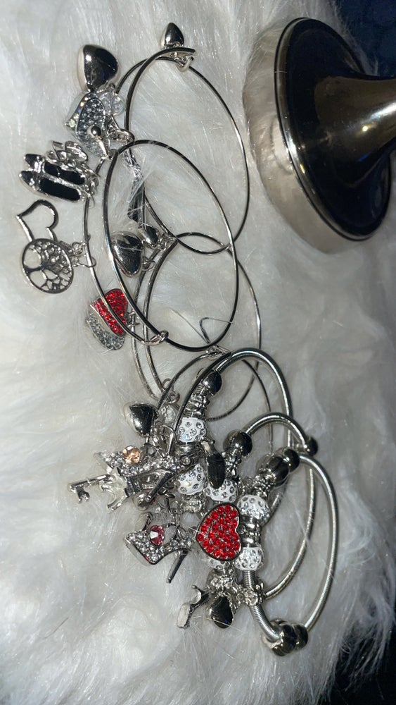 Bracelets NEW