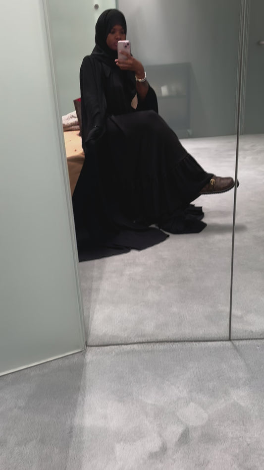 TAHIRA TIERED ABAYA