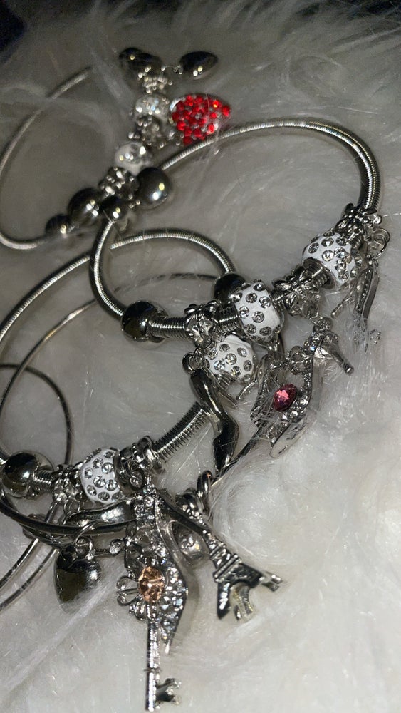 Bracelets NEW
