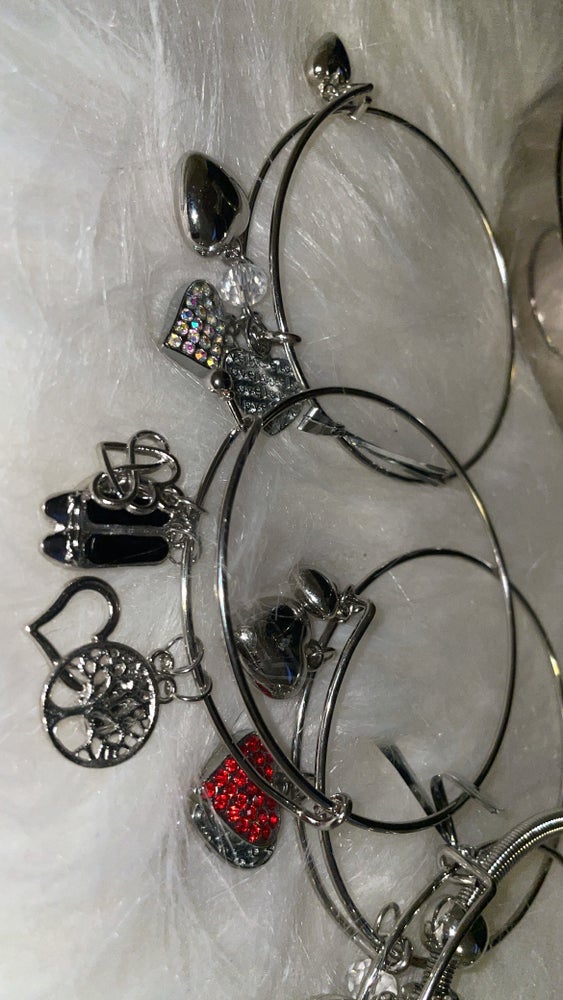 Bracelets NEW